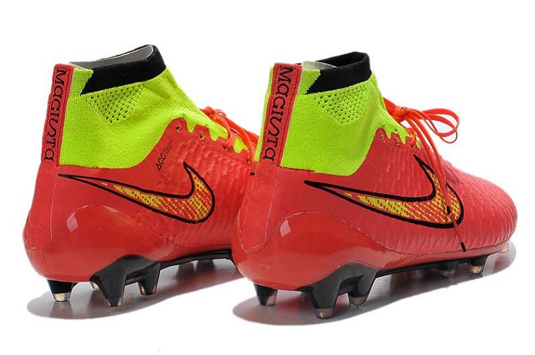 chaussure de foot pas cher nike